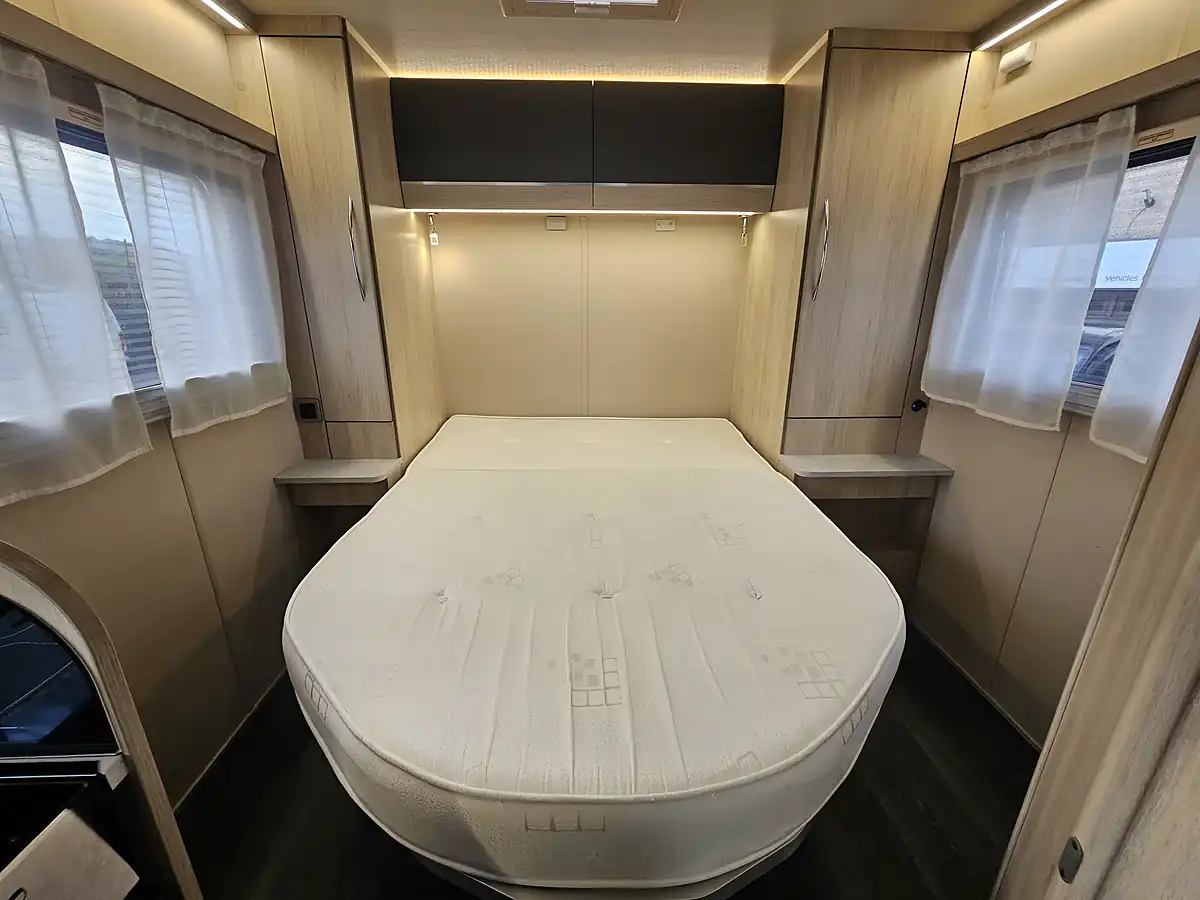 Used 2025 Auto-Trail Expedition C71 Grey - Interior and Exterior details 14