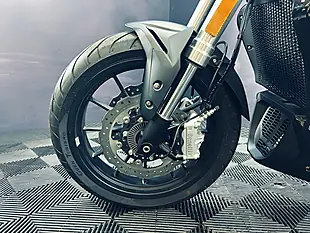 Used 2025 Benelli 502 C Black - Interior and Exterior details 16