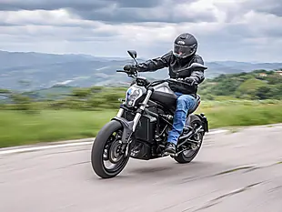 Used 2025 Benelli 502C - Interior and Exterior details 11