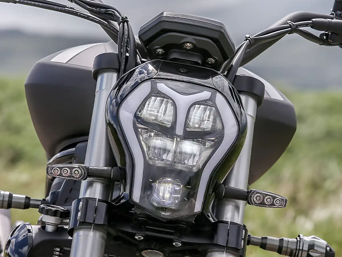 Used 2025 Benelli 502C - Interior and Exterior details 15