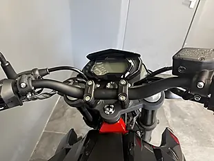 Used 2025 Benelli Bn 125 Black - Interior and Exterior details 11