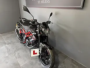 Used 2025 Benelli Bn 125 Black - Interior and Exterior details 2