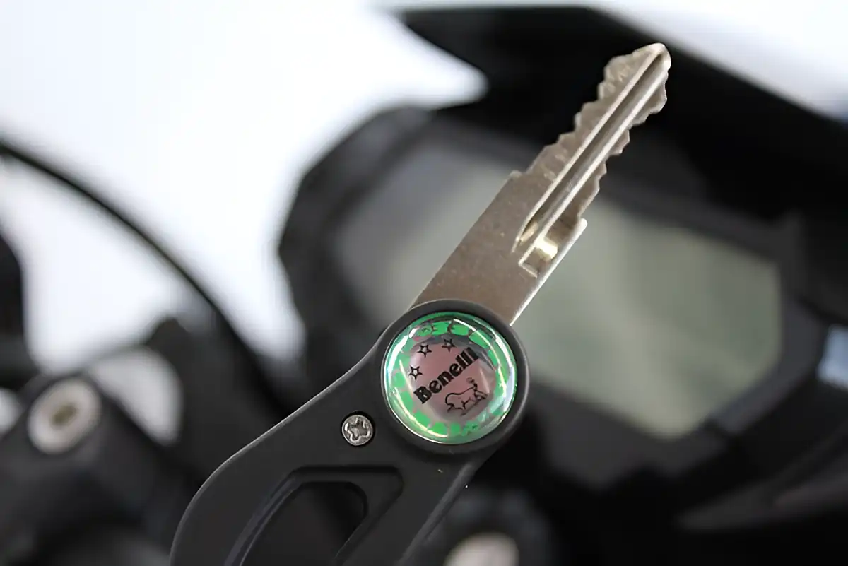 Used 2025 Benelli Bn Green/Green - Interior and Exterior details 16