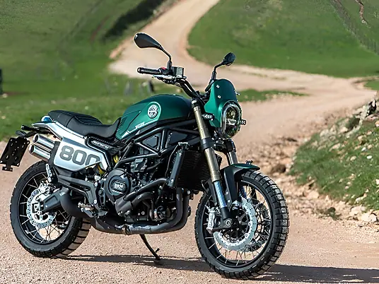2025 Benelli Leoncino 800 Trail