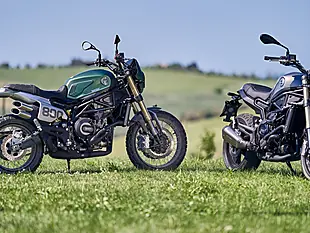 Used 2025 Benelli Leoncino 800 Trail Forest Green - Interior and Exterior details 7