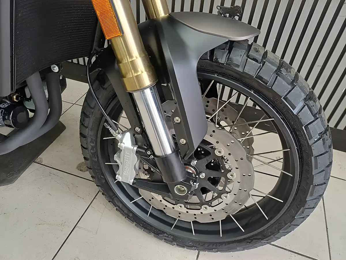 Used 2025 Benelli Leoncino 800 Trail Steel Grey - Interior and Exterior details 14