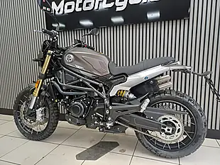 Used 2025 Benelli Leoncino 800 Trail Steel Grey - Interior and Exterior details 3