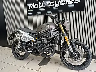 Used 2025 Benelli Leoncino 800 Trail Steel Grey - Interior and Exterior details 5
