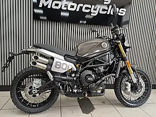 Used 2025 Benelli Leoncino 800 Trail Steel Grey - Interior and Exterior details 6
