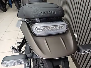 Used 2025 Benelli Leoncino 800 Trail Steel Grey - Interior and Exterior details 9