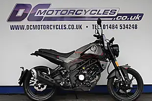 Used 2025 Benelli Leoncino Classic Retro Look Lava Red - Interior and Exterior details 2