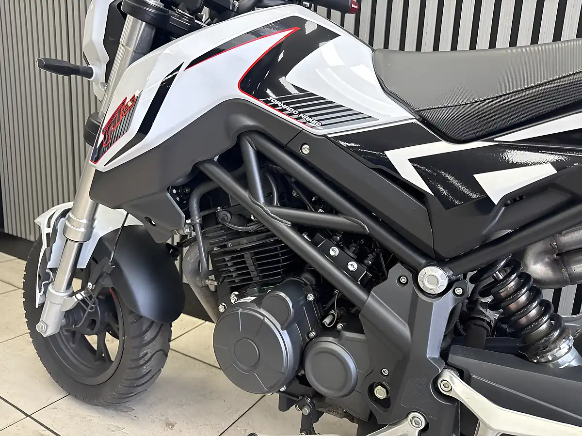 Used 2025 Benelli Tnt 125 Tornado White - Interior and Exterior details 15
