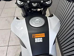 Used 2025 Benelli Tnt 125 Tornado White - Interior and Exterior details 18