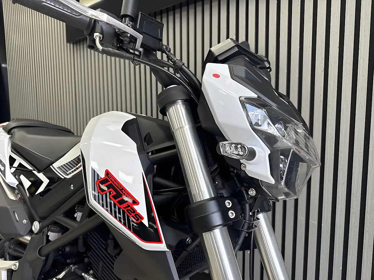 Used 2025 Benelli Tnt 125 Tornado White - Interior and Exterior details 3