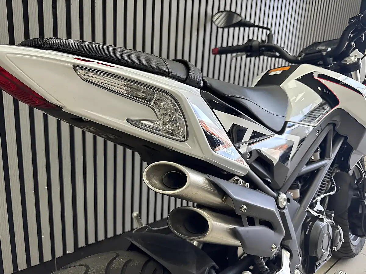 Used 2025 Benelli Tnt 125 Tornado White - Interior and Exterior details 9