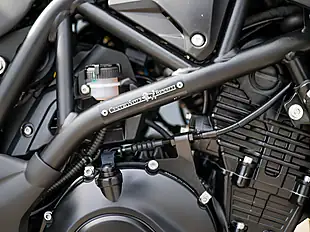 Used 2025 Benelli Trk 702 E5 Green - Interior and Exterior details 17