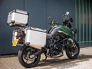 Used 2025 Benelli Trk 702 E5 Green - Interior and Exterior details 5