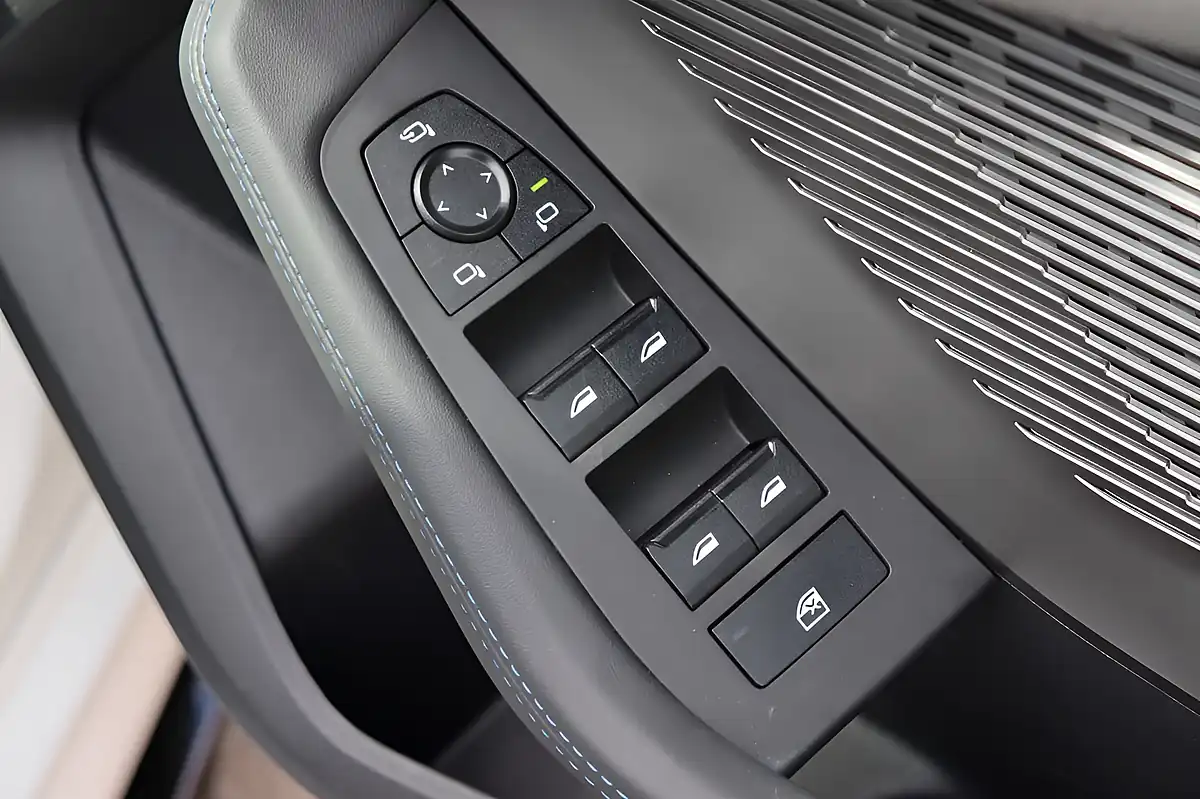 Used 2025 BMW 1 Series M Sport White - Interior and Exterior details 19
