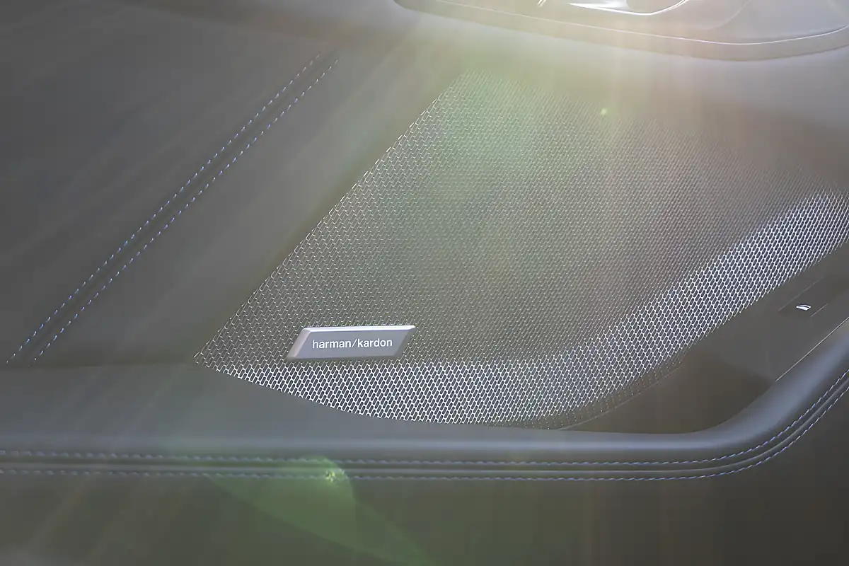 Used 2025 BMW 1 Series M135i Brooklyn Grey - Interior and Exterior details 10