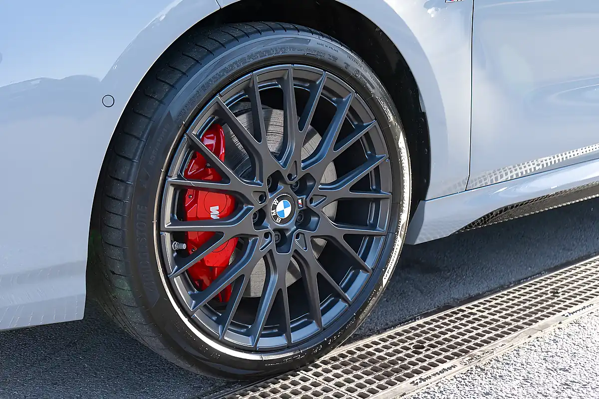 Used 2025 BMW 1 Series M135i Brooklyn Grey - Interior and Exterior details 16