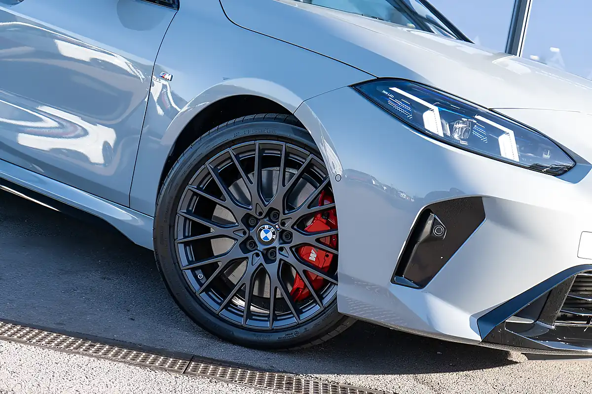 Used 2025 BMW 1 Series M135i Brooklyn Grey - Interior and Exterior details 7
