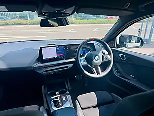 Used 2025 BMW 1 Series M135i Purple - Interior and Exterior details 15
