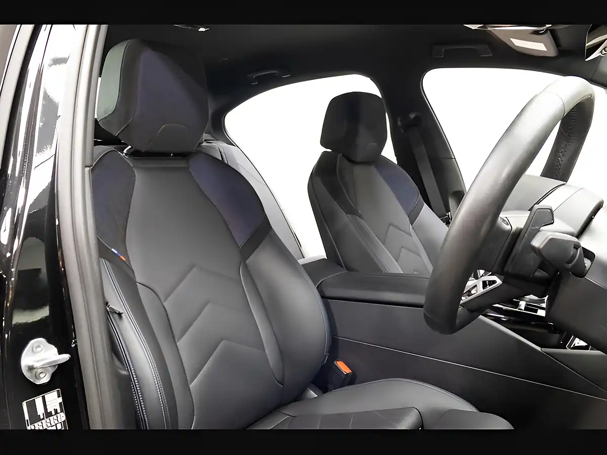 Used 2025 BMW 5 Series M Sport Black - Interior and Exterior details 11