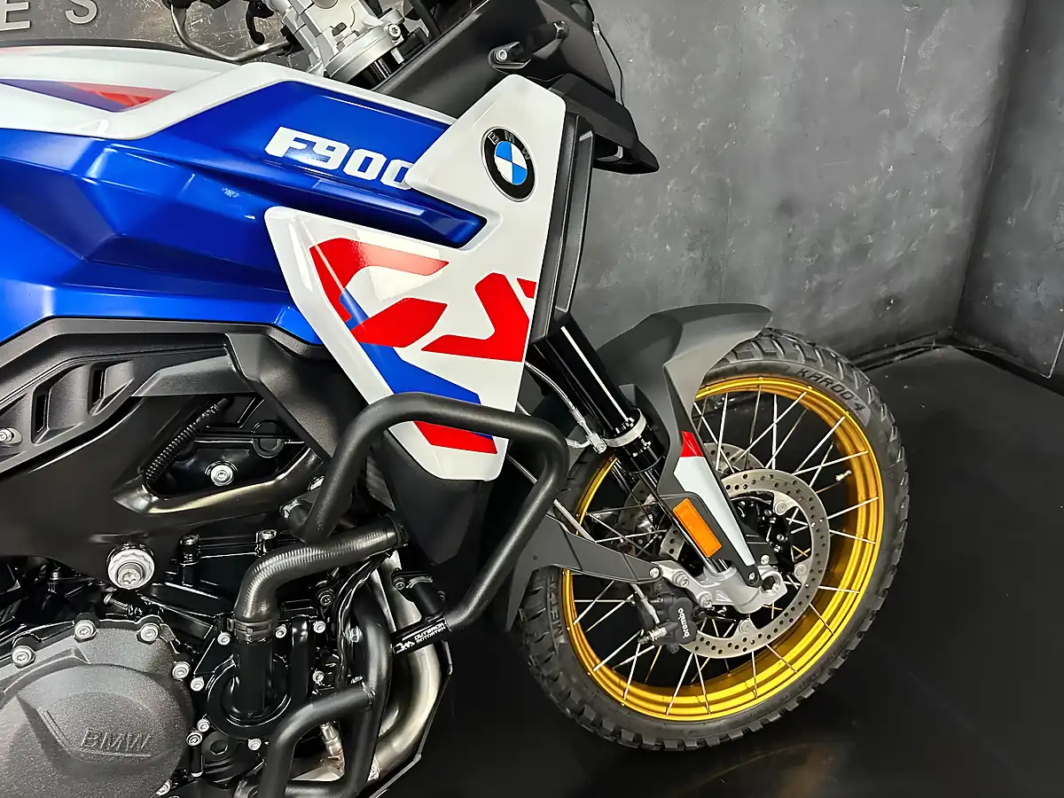 Used 2025 BMW F 900 Gs 900 Multicolour - Interior and Exterior details 10
