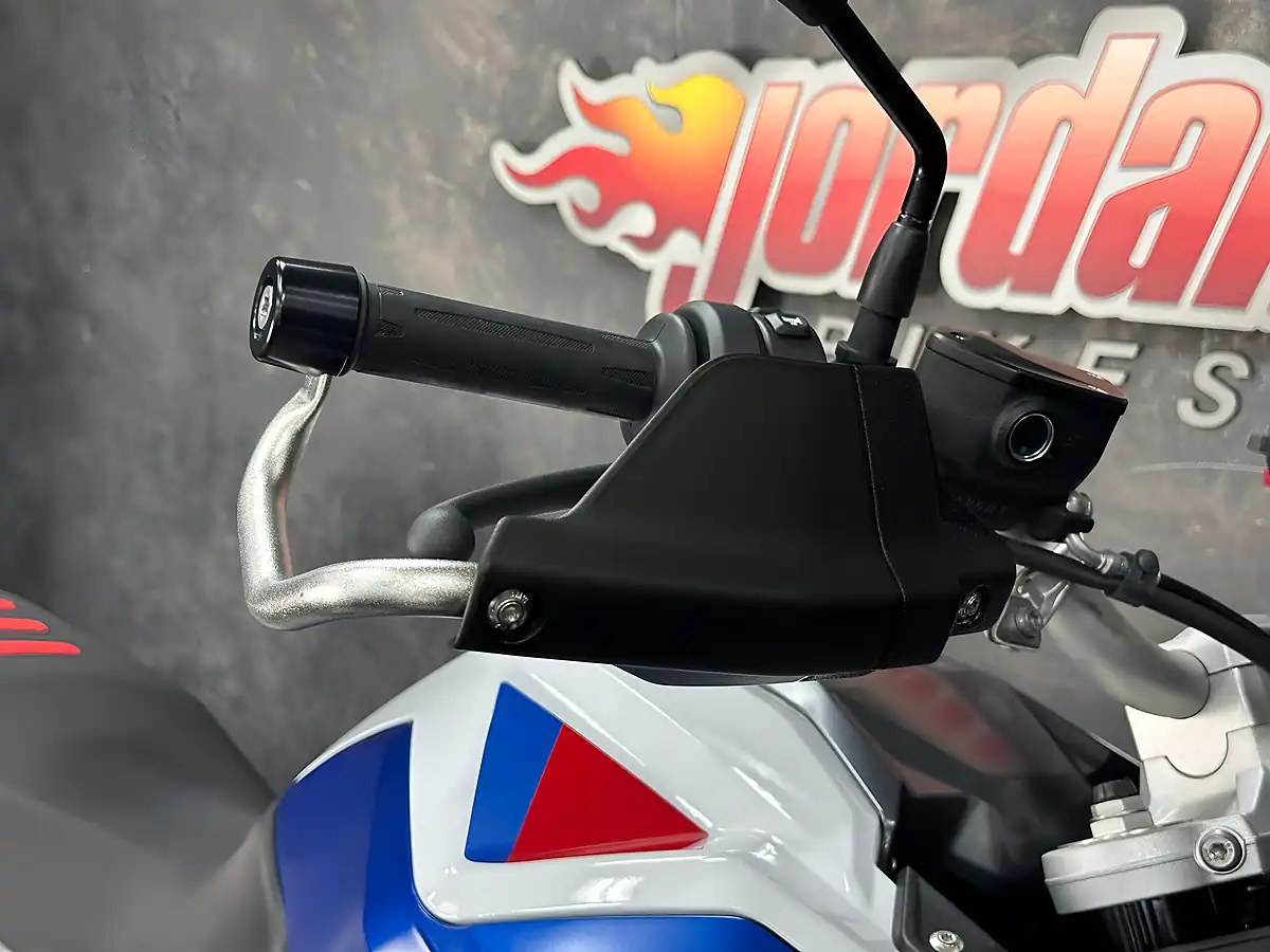 Used 2025 BMW F 900 Gs 900 Multicolour - Interior and Exterior details 14