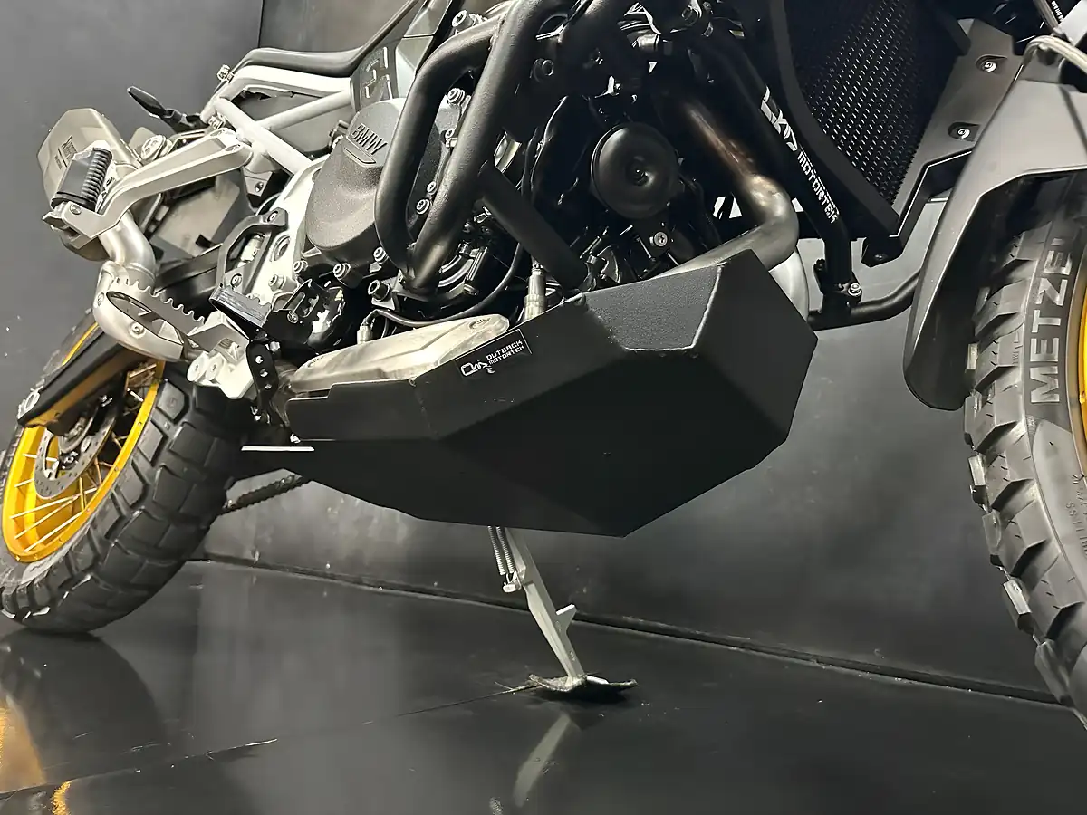 Used 2025 BMW F 900 Gs 900 Multicolour - Interior and Exterior details 19
