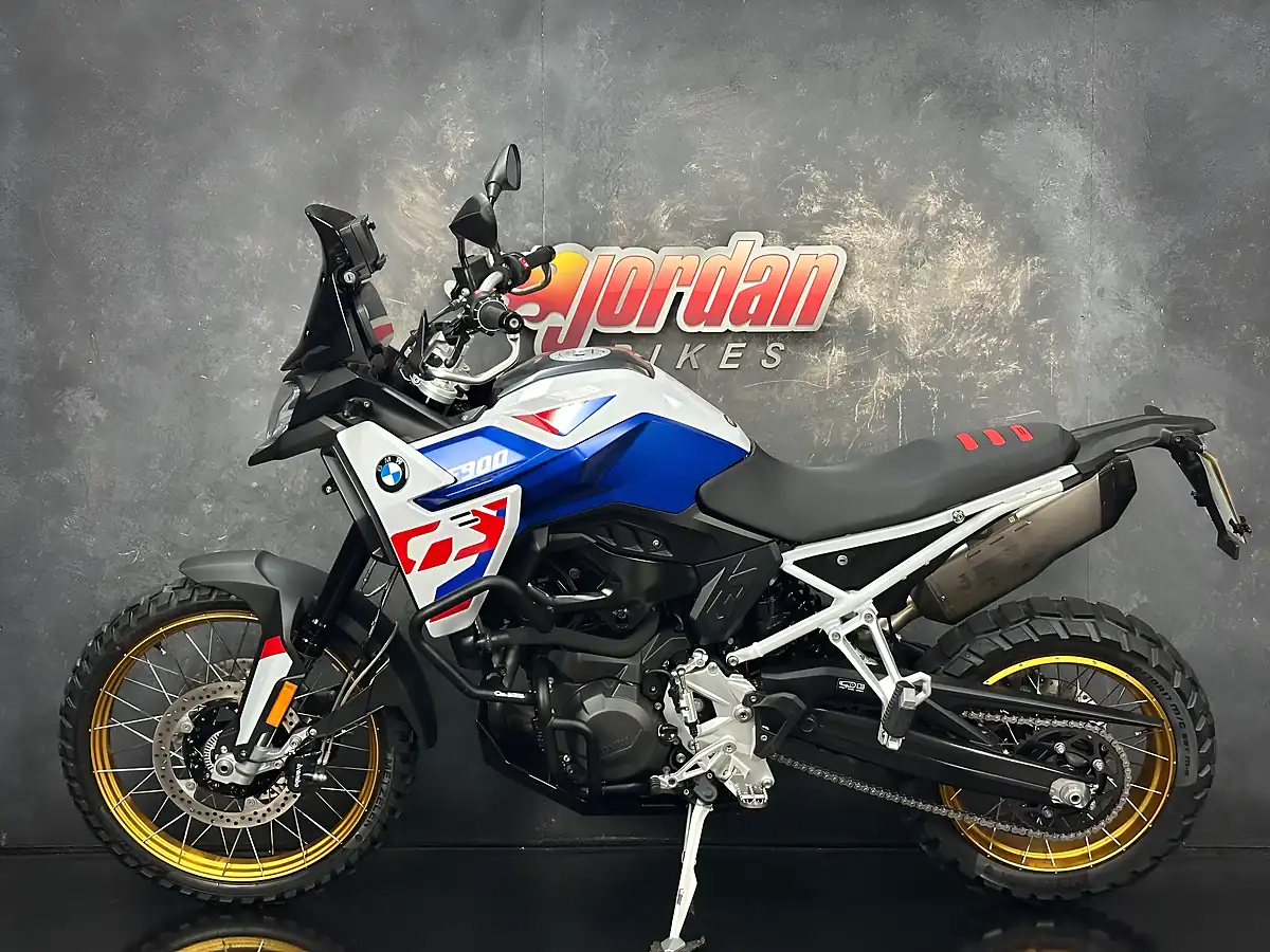 Used 2025 BMW F 900 Gs 900 Multicolour - Interior and Exterior details 2