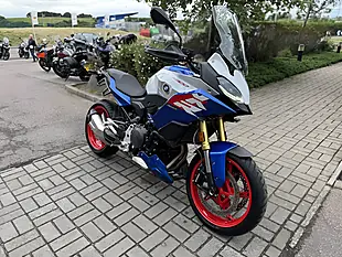 Used 2025 BMW F 900 Xr Multi-Coloured - Interior and Exterior details 3