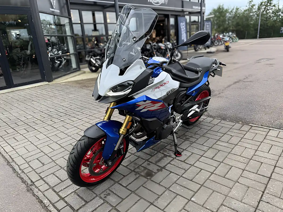 Used 2025 BMW F 900 Xr Multi-Coloured - Interior and Exterior details 5