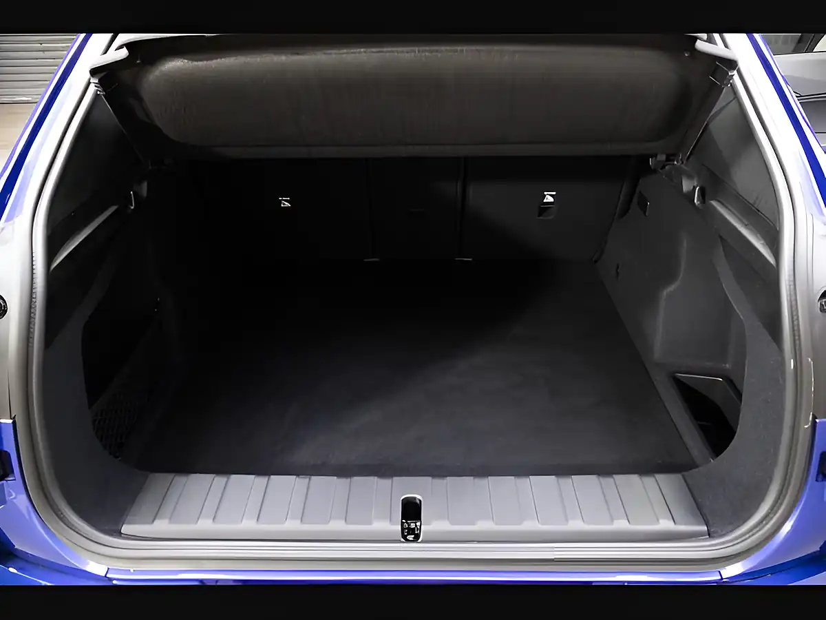 Used 2025 BMW iX2 M Sport Blue - Interior and Exterior details 17