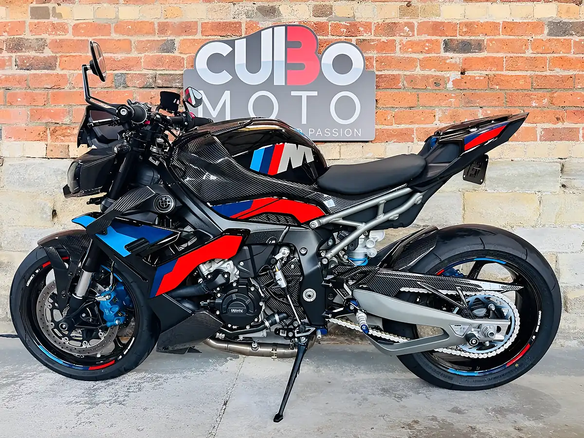 Used 2025 BMW M 1000 R Competition Black - Interior and Exterior details 11
