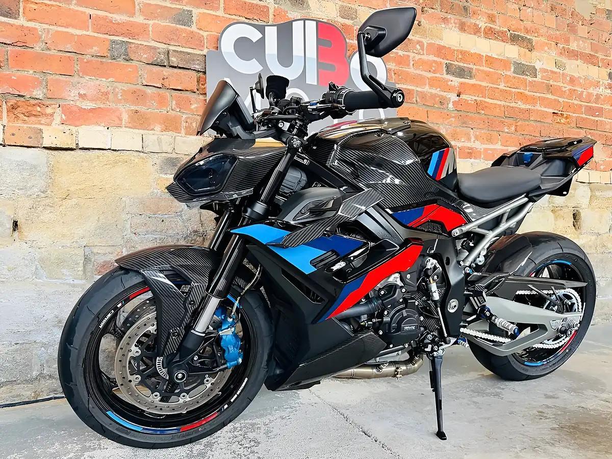 Used 2025 BMW M 1000 R Competition Black - Interior and Exterior details 12