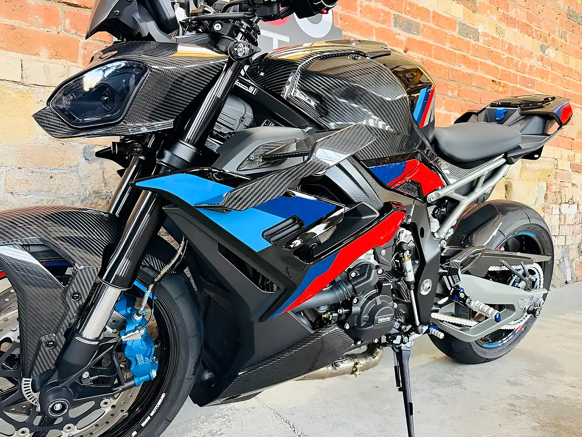 Used 2025 BMW M 1000 R Competition Black - Interior and Exterior details 15