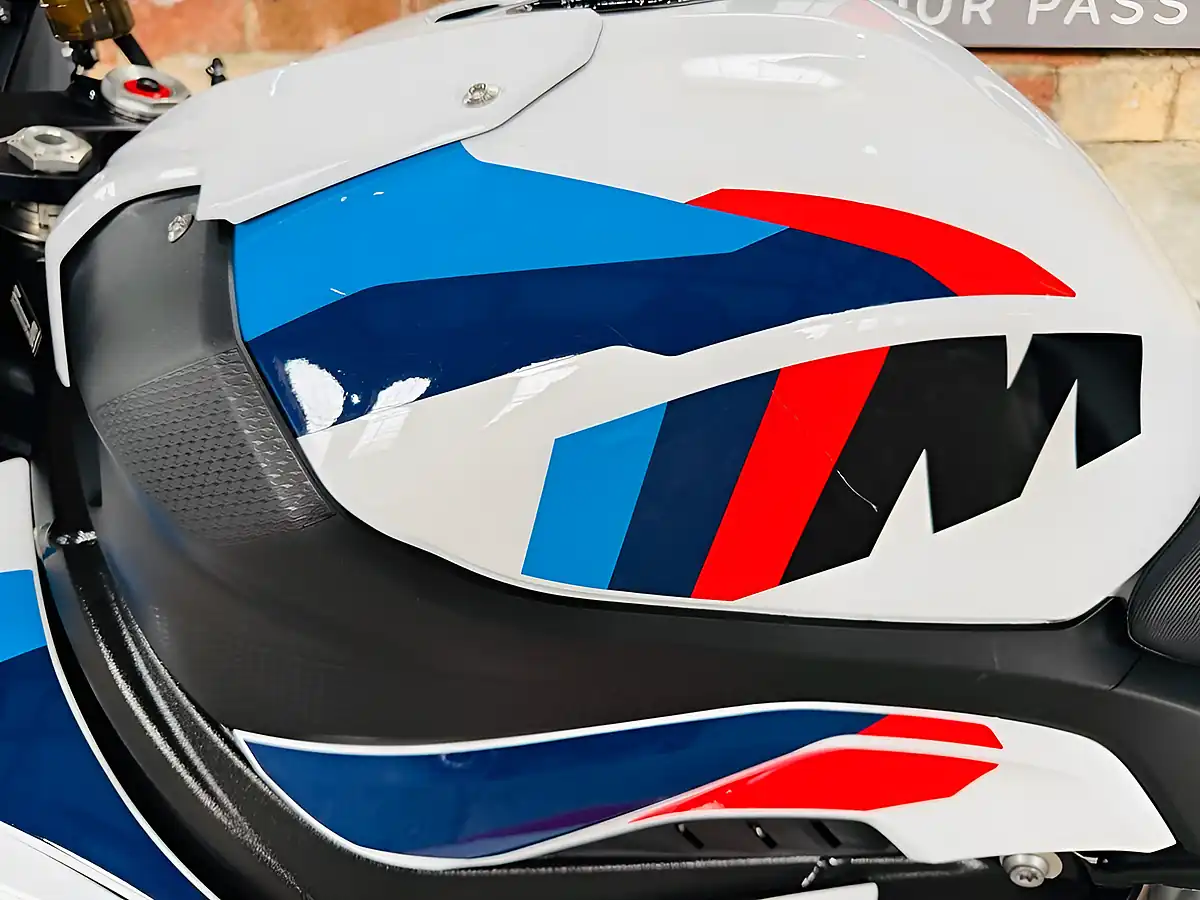 Used 2025 BMW M 1000 Rr Multicolour - Interior and Exterior details 16