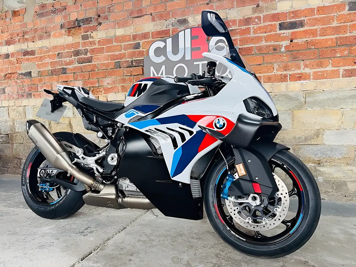 Used 2025 BMW M 1000 Rr Multicolour - Interior and Exterior details 3
