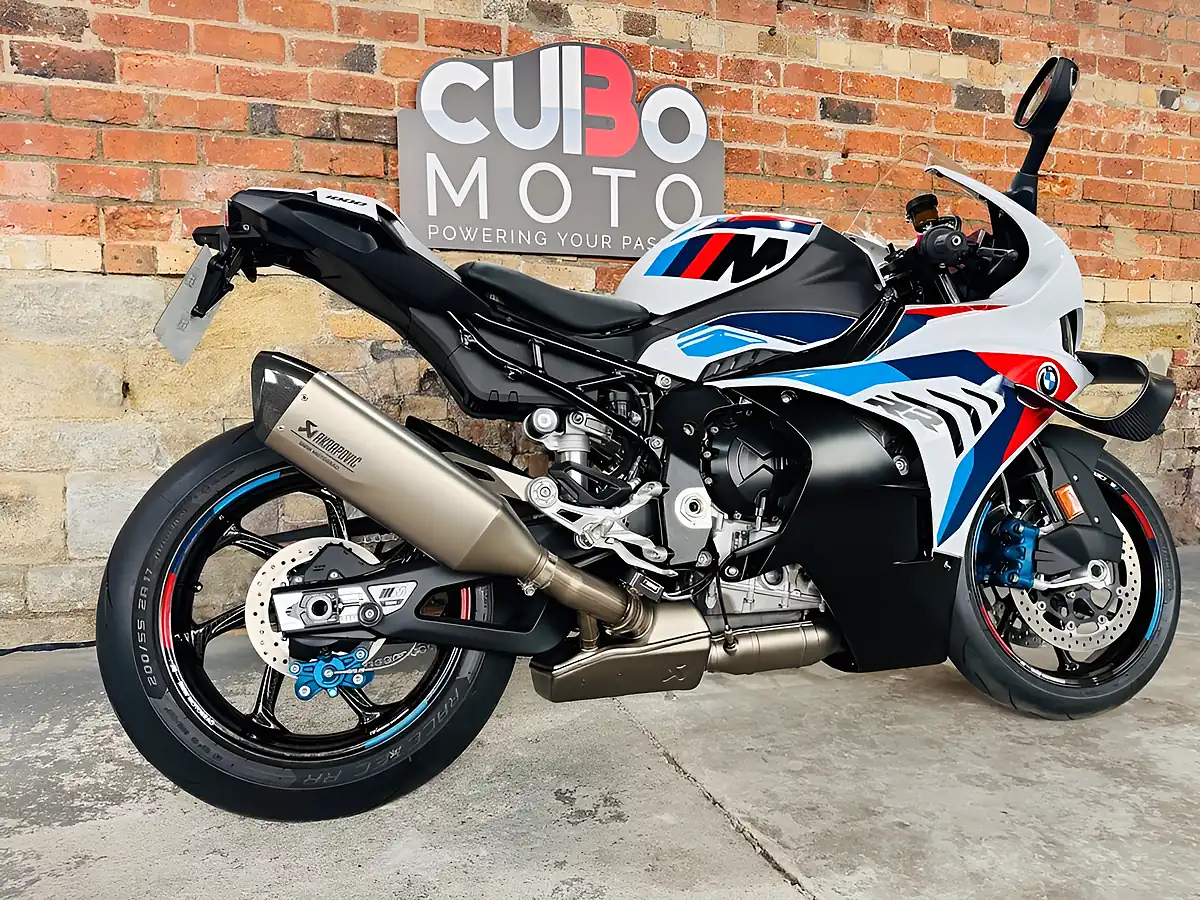 Used 2025 BMW M 1000 Rr Multicolour - Interior and Exterior details 4