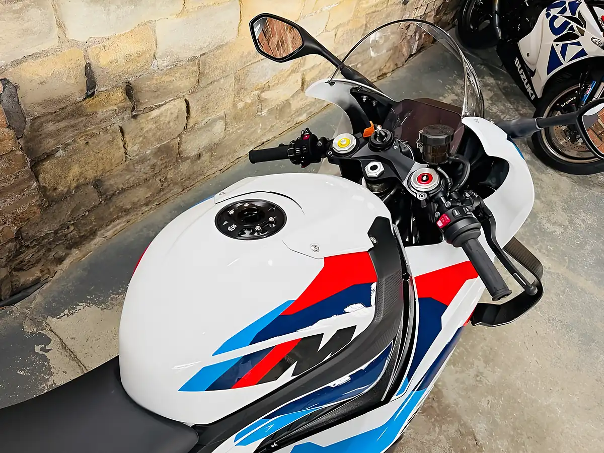 Used 2025 BMW M 1000 Rr Multicolour - Interior and Exterior details 8