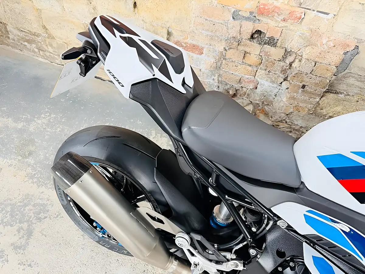 Used 2025 BMW M 1000 Rr Multicolour - Interior and Exterior details 9
