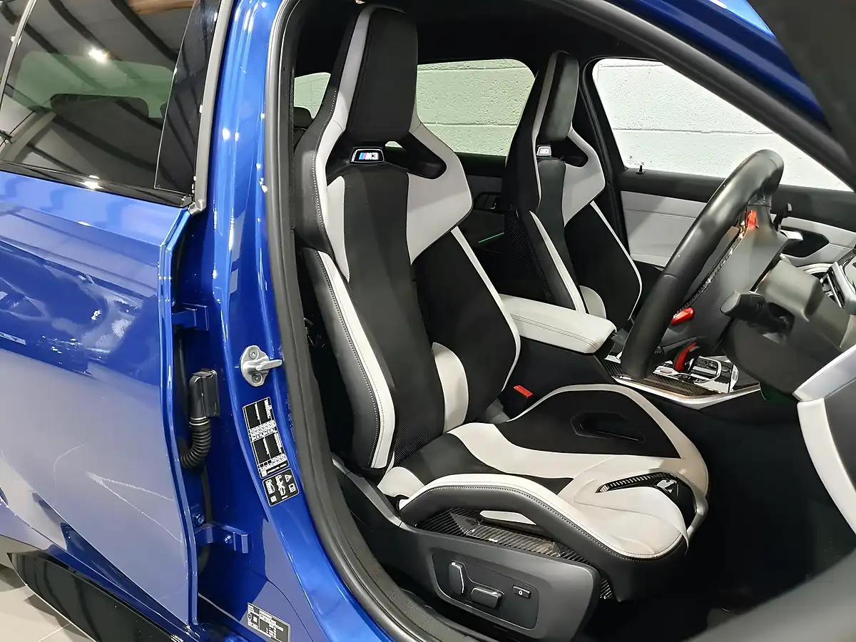 Used 2025 BMW M3 Competition Touring Blue - Interior and Exterior details 10