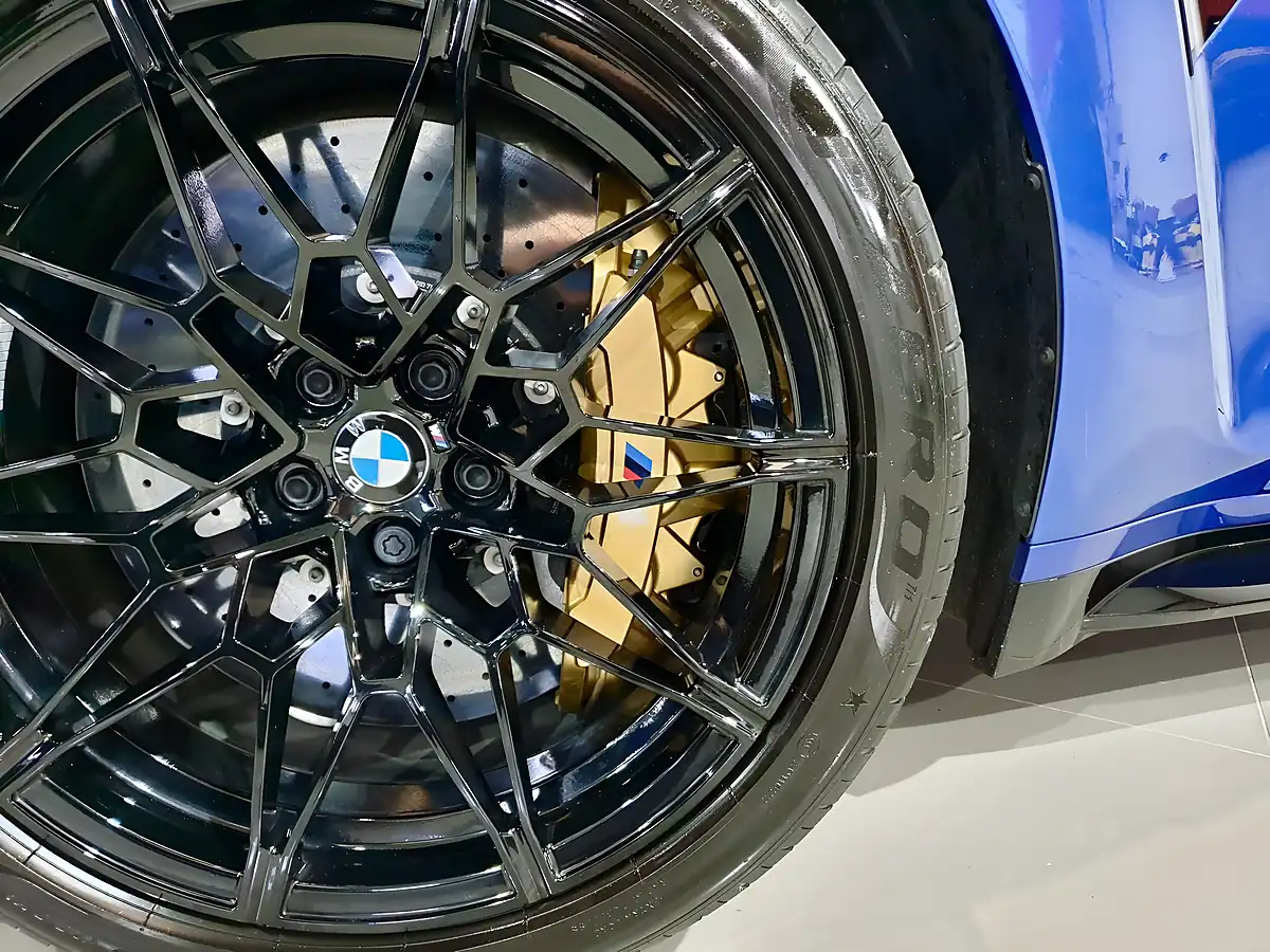 Used 2025 BMW M3 Competition Touring Blue - Interior and Exterior details 16