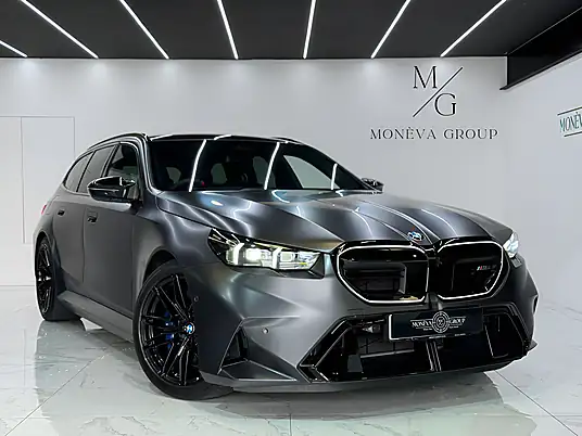 2025 BMW M5 Touring 4.4 V8