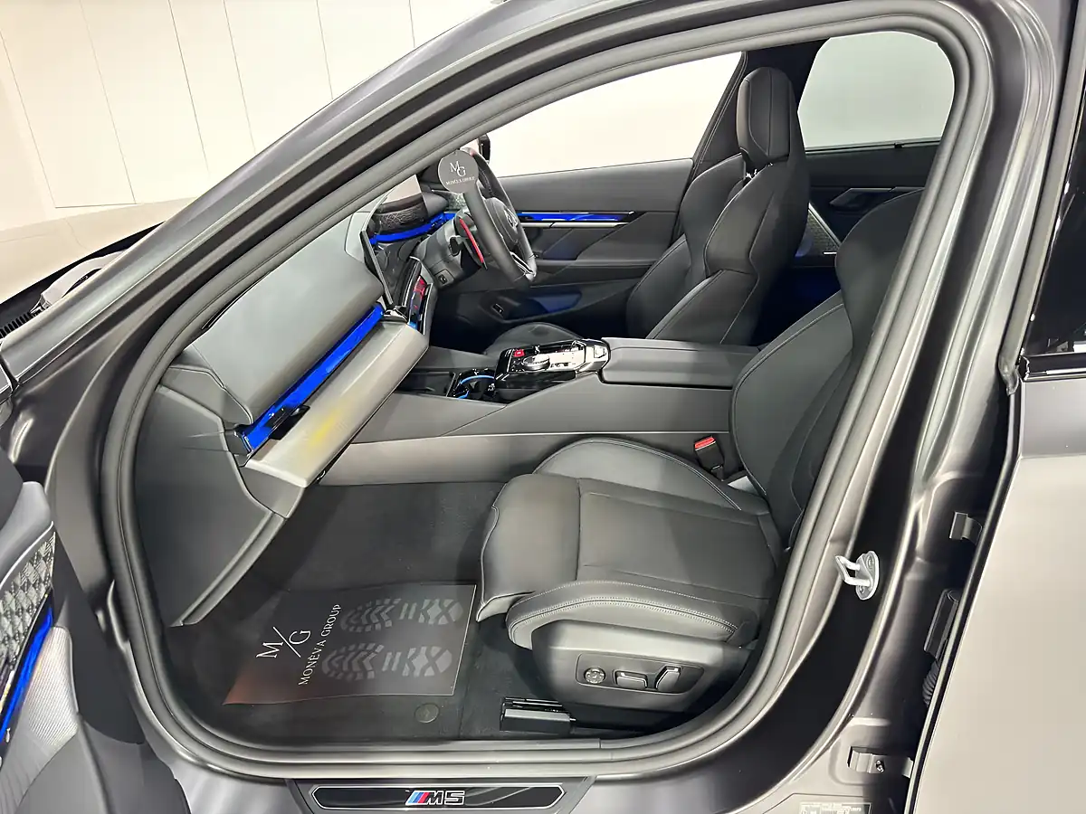 Used 2025 BMW M5 Touring Frozen Deep Grey - Interior and Exterior details 16