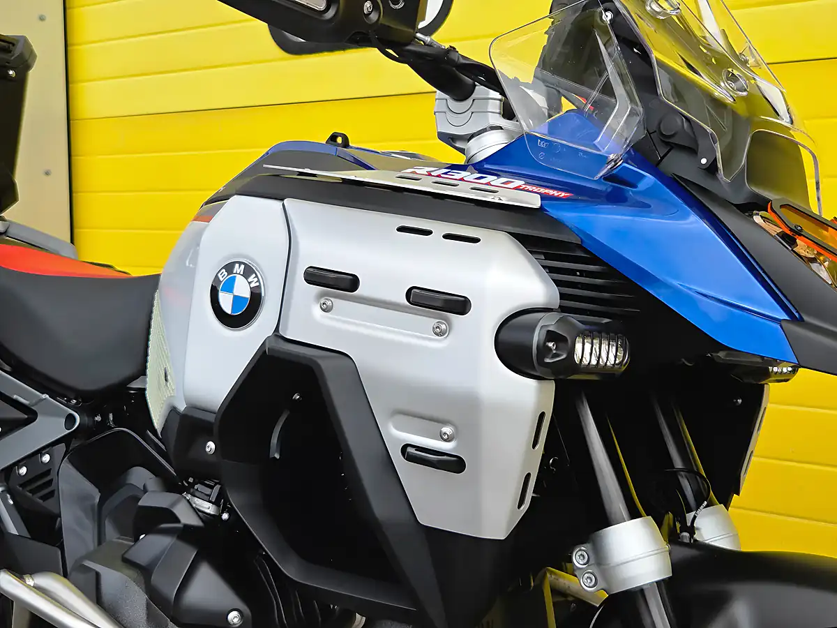 Used 2025 BMW R 1300 Gs Adventure Trophy Edition Blue - Interior and Exterior details 11