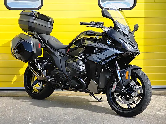 2025 BMW R 1300 RS SE Triple Black