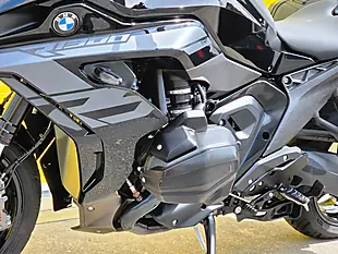 Used 2025 BMW R 1300 RS Se Triple Black Black - Interior and Exterior details 18