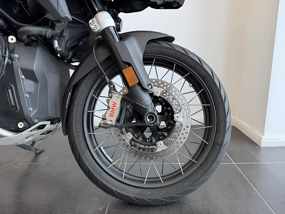 Used 2025 BMW R1300 Gs Te Triple Black - Interior and Exterior details 4